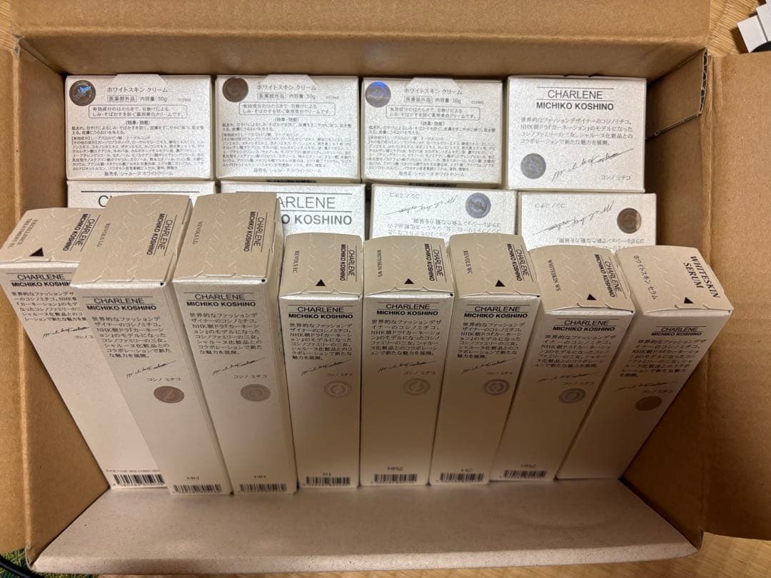 1500円/個 CHARLENE/MICHIKO KOSHINO 16点 - メルカリ