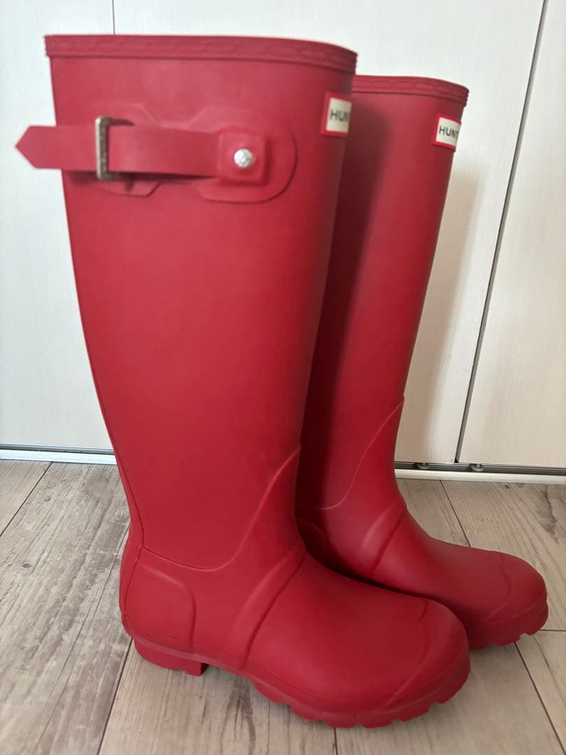 HUNTER 赤 長靴 バックル付き lovechild様専用 - メルカリ