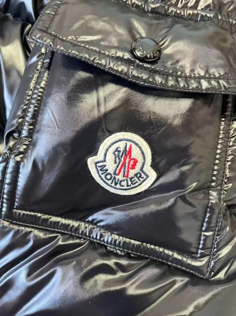 MONCLER 《人気》フード付きダウンジャケット サイズ3 ブラック