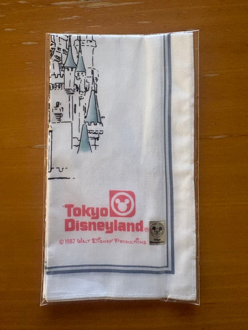 東京ディズニーランド 開園当初 コットンハンカチ - メルカリ