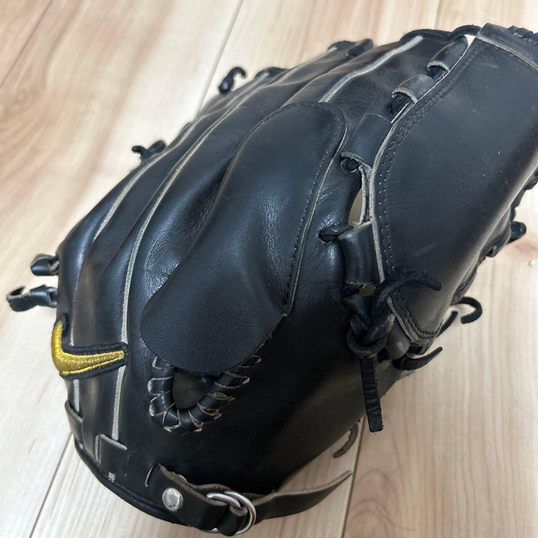 美品Nike 硬式グローブ 黒 ダルビッシュモデル - メルカリ