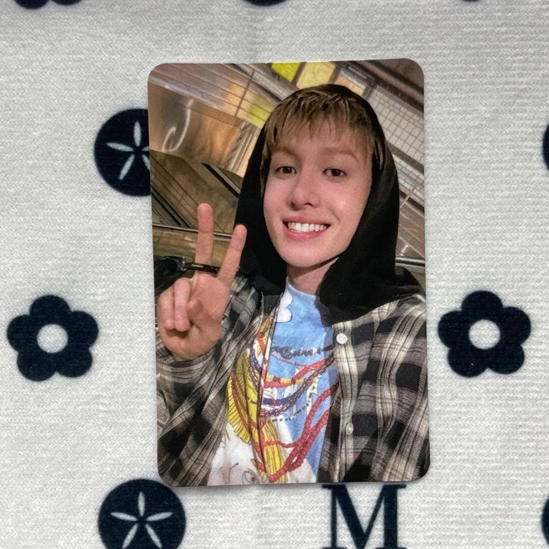 CORTIS COLOR OUTSIDE THE LINESトレカ マーティン - メルカリ