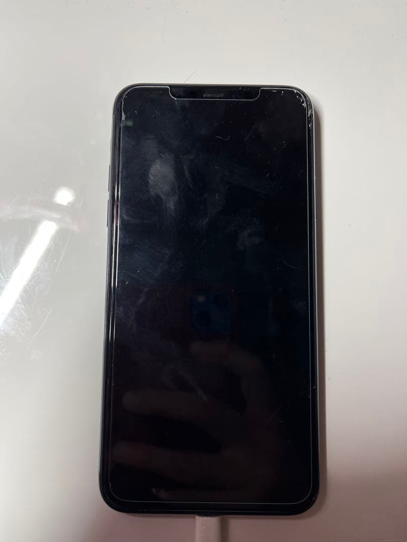 Iphone11 pro max 256G スマートフォン本体 画面にひびあり iPhone11/11ProMaxの画面割れ（液晶交換）修理の修理事例をご紹介