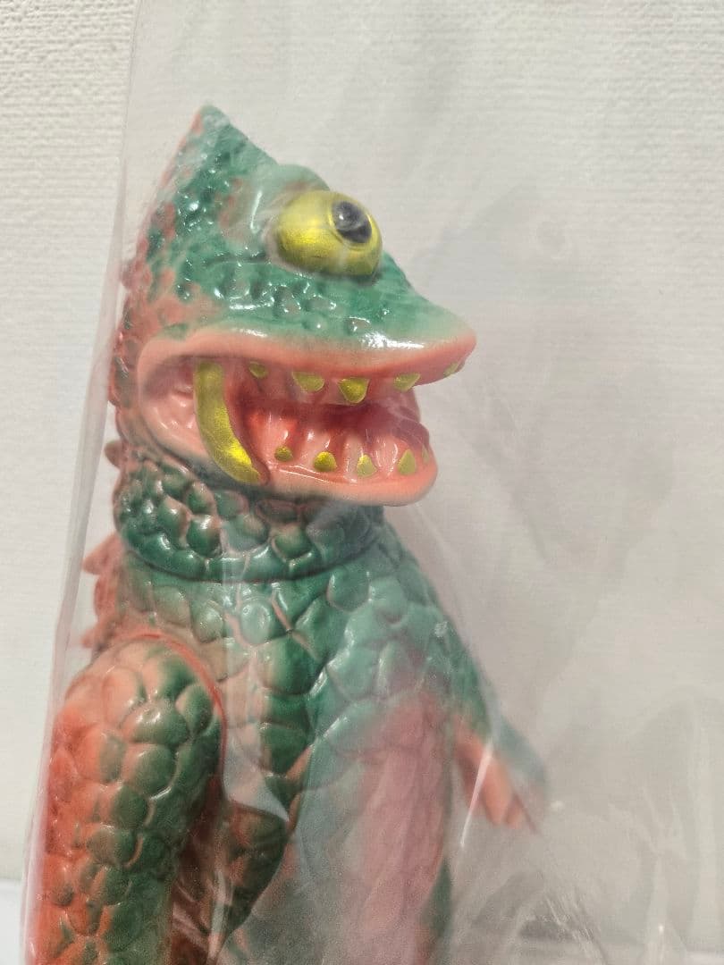 ターゲットアース ザゴラ TARGET EARTH パチ怪獣 復刻堂 - メルカリ