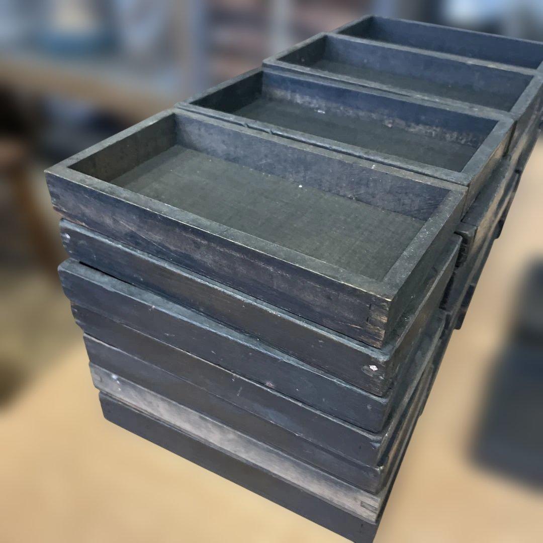 B30-1/活版印刷所で使われていた小箱（文選箱）30枚【古道具】の通販は