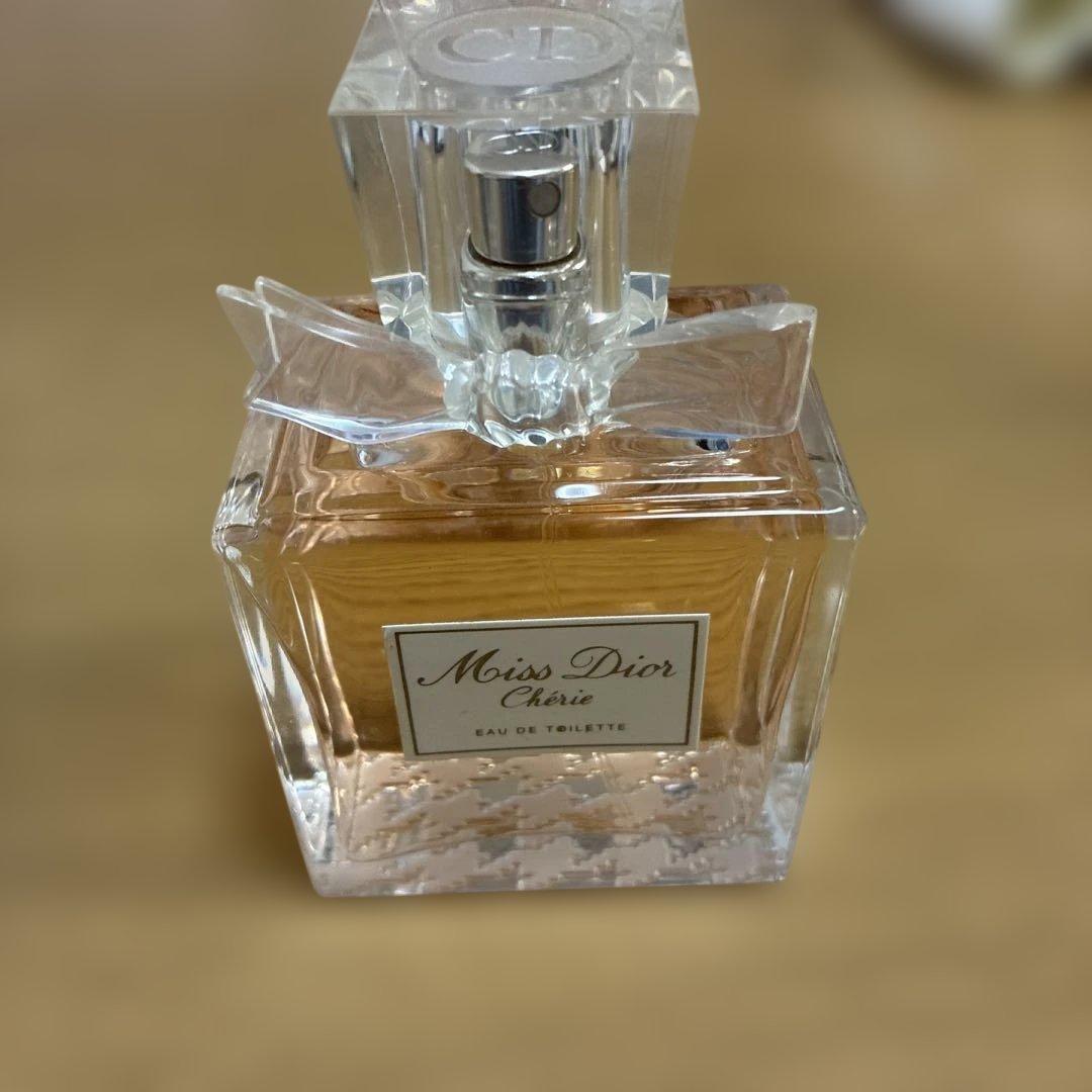 Dior ミスディオール シェリー　ブルーミングブーケ　オードトワレ 100ml Amazon.com : Christian Dior Miss Dior Blooming Bouquet Eau De