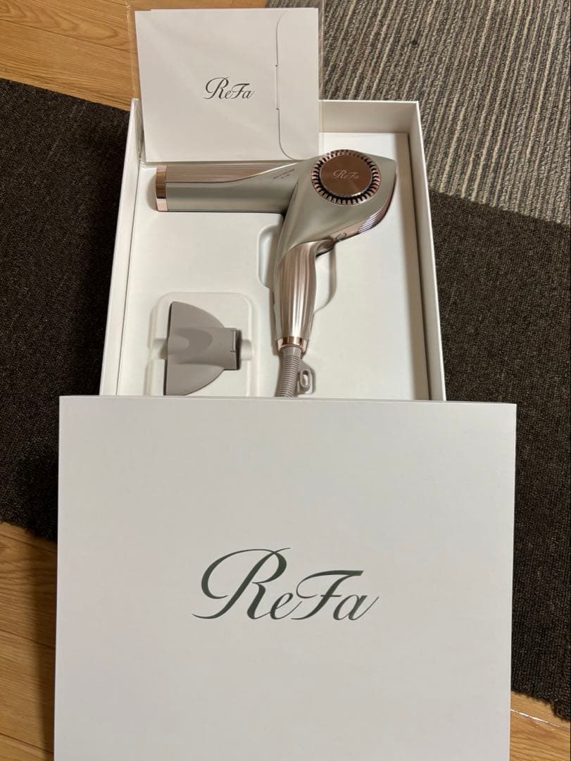 リファビューテックドライヤー　BX W シャンパングレージュ リファビューテック ドライヤー BX W(シャンパングレージュ) | リファ