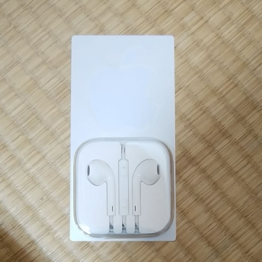 iPhone純正イヤホン iPhone6 - メルカリ