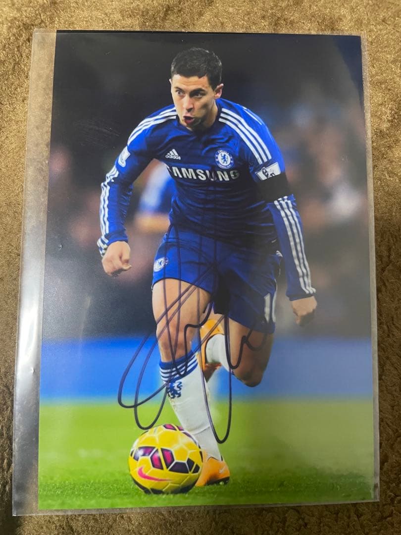 エデン・アザール 直筆サイン写真 - メルカリ