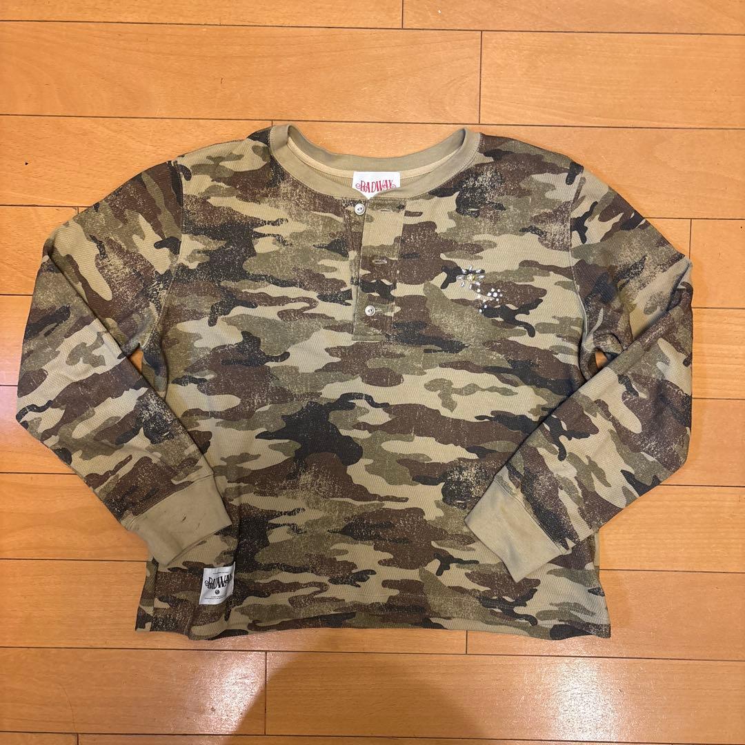 BAD WAY 迷彩 サーマル ワンポイント花 - メルカリ