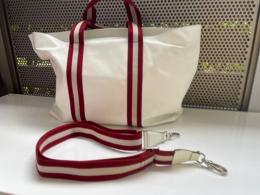 BALLY 2wayショルダー・トートバッグの通販はau PAY マーケット - 輸入