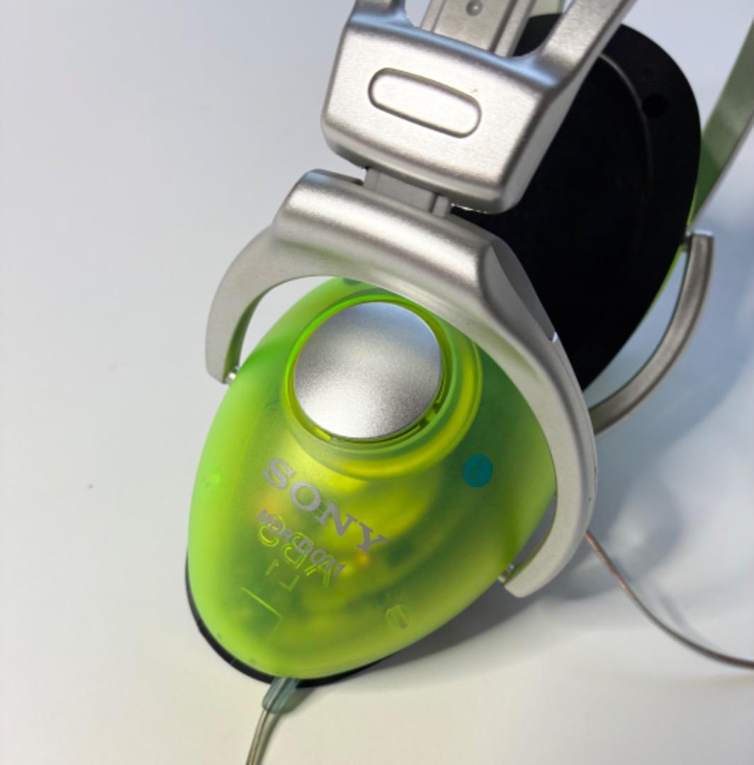 SONY ヘッドホン “eggo