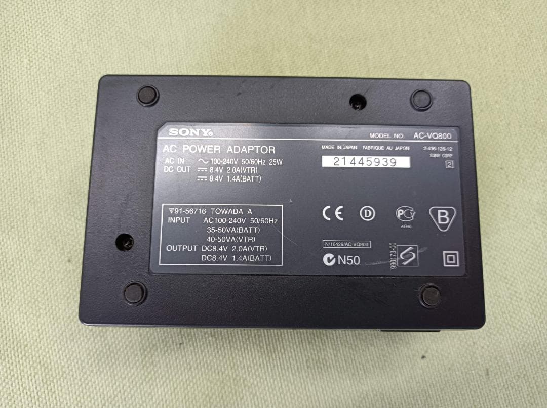 都《XHNHV》Sony 　DCR-PC100　デジタルビデオカメラレコーダー