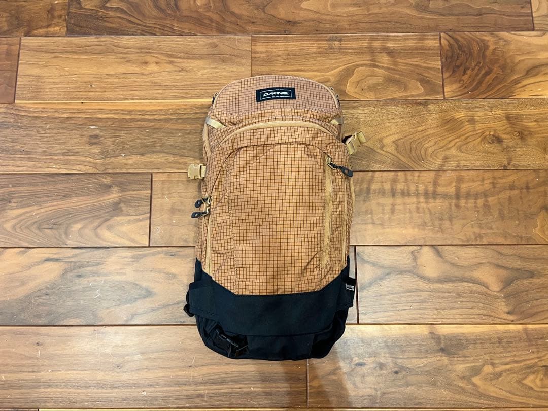 DAKINE ダカインスノーボードバッグ ヘリプロ20L DAKINE（ダカイン） バックパック HELI PRO 20L リュック スノーボード
