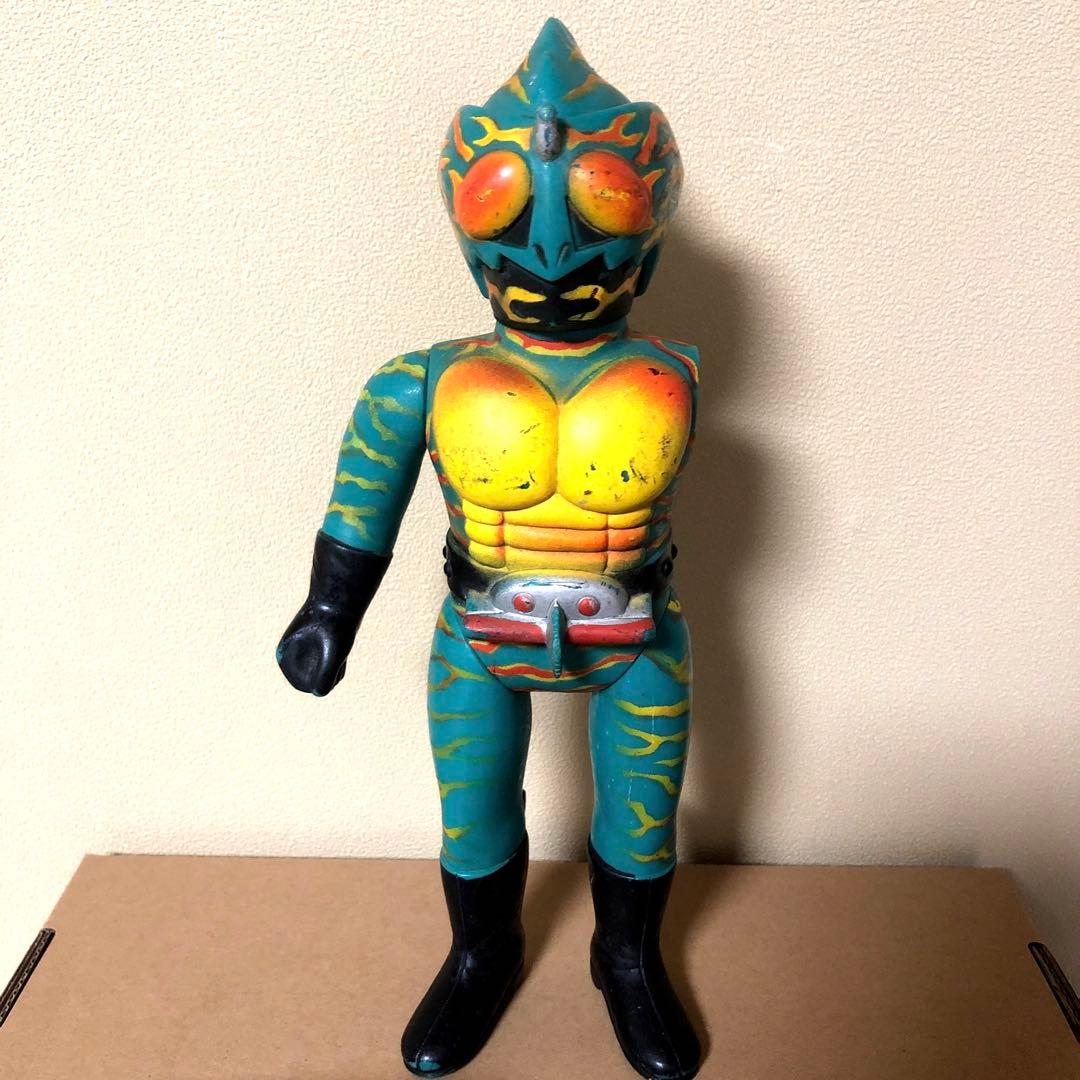 最終価格・旧バンダイ・仮面ライダー・アマゾン●昭和の当時物・ブルマァク・ソフビ 入手困難 激レア 旧バンダイ 仮面ライダー アマゾン ソフビ - メルカリ