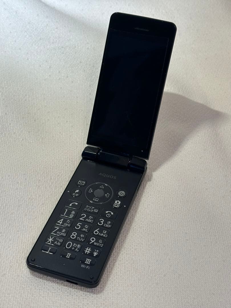 AQUOS ケータイ3(805SH)ソフトバンク折りたたみ式携帯電話ブラック Amazon.co.jp: Softbank 805SH AQUOS ケータイ3 ブラック : 家電＆カメラ