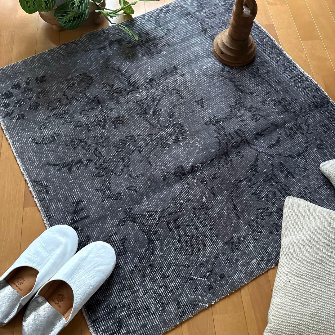 92.5×92.5 正方形　ダークグレイ　ボタニカル　トルコヴィンテージラグ 92.5×92.5 正方形 ダークグレイ ボタニカル トルコヴィン