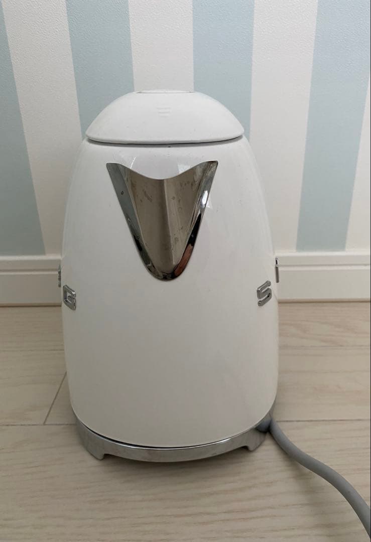 SMEG 電気ケトル (1.7L) ホワイト