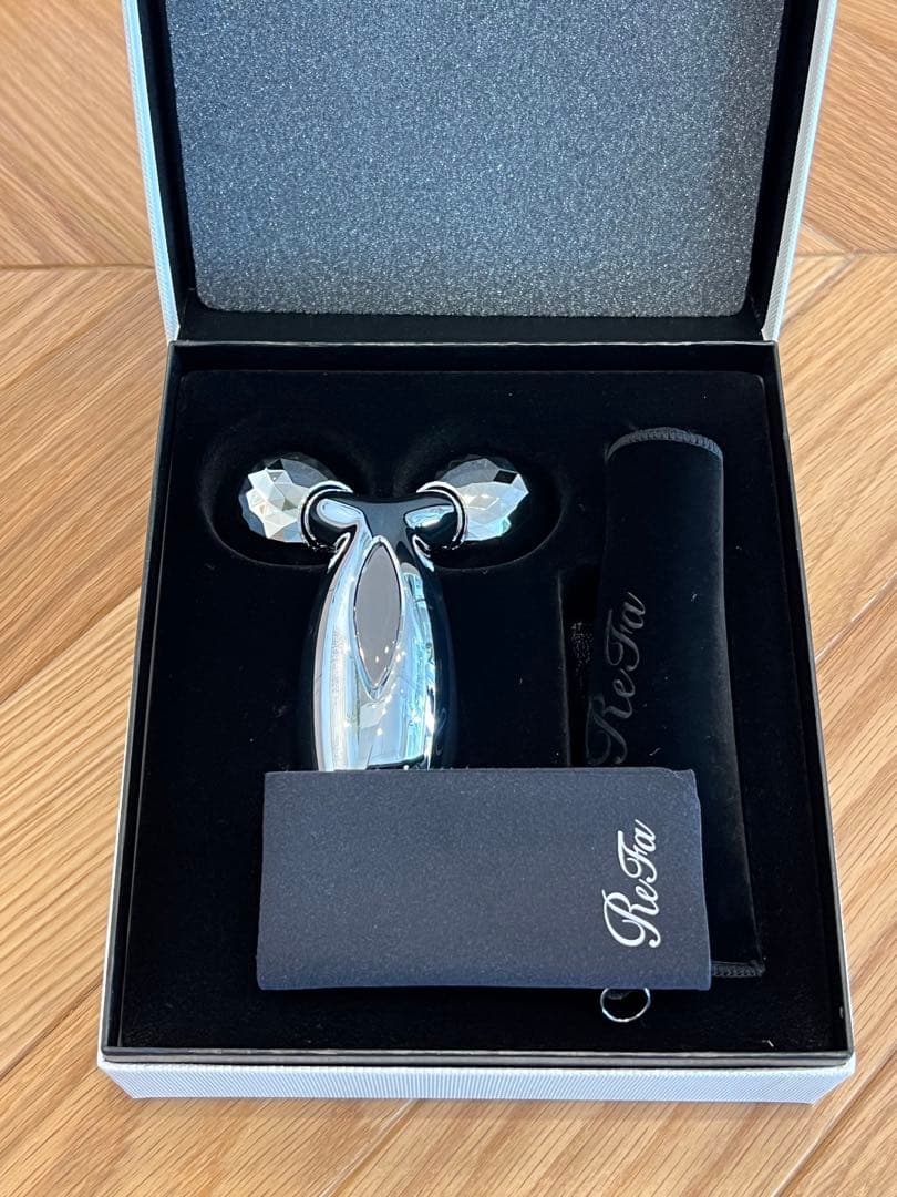 新品未使用箱付き　リファカラット　正規品　ReFa 美顔ローラー SM2043B daikokuyastore_rf-sm2043b