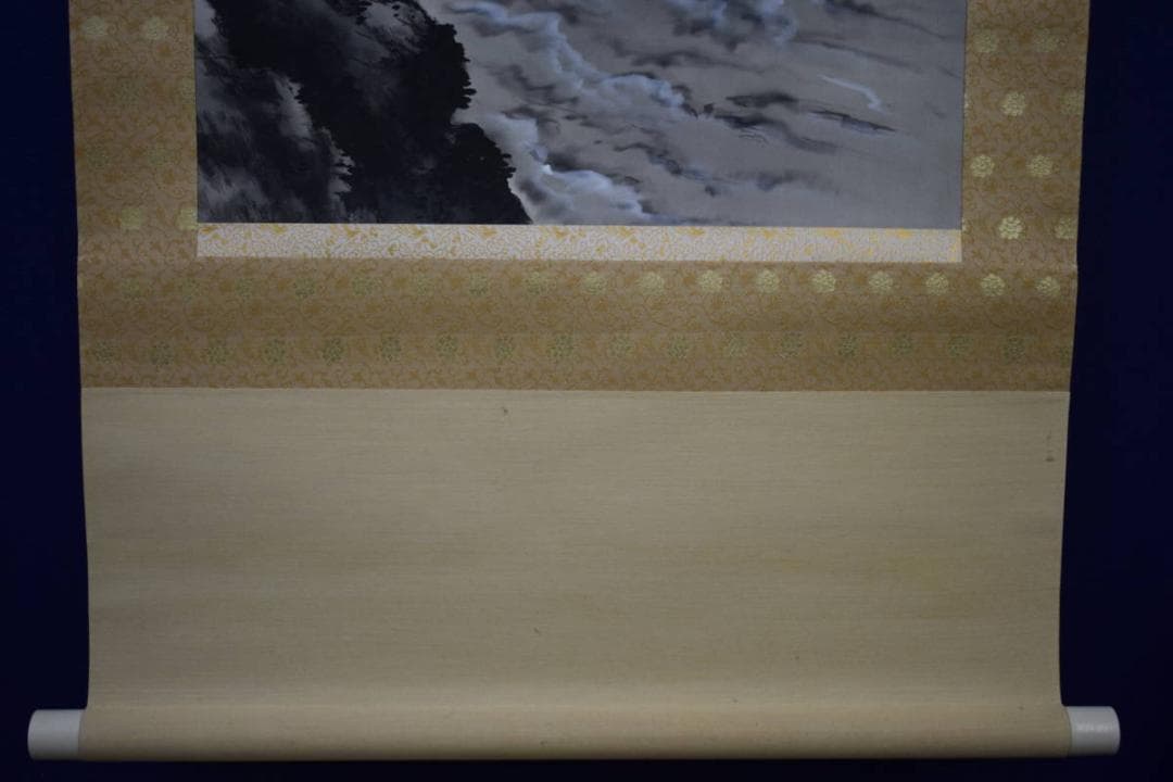 真作/三重県出身/長谷川石根/山水釣人図/布袋屋掛軸HK-96 - メルカリ