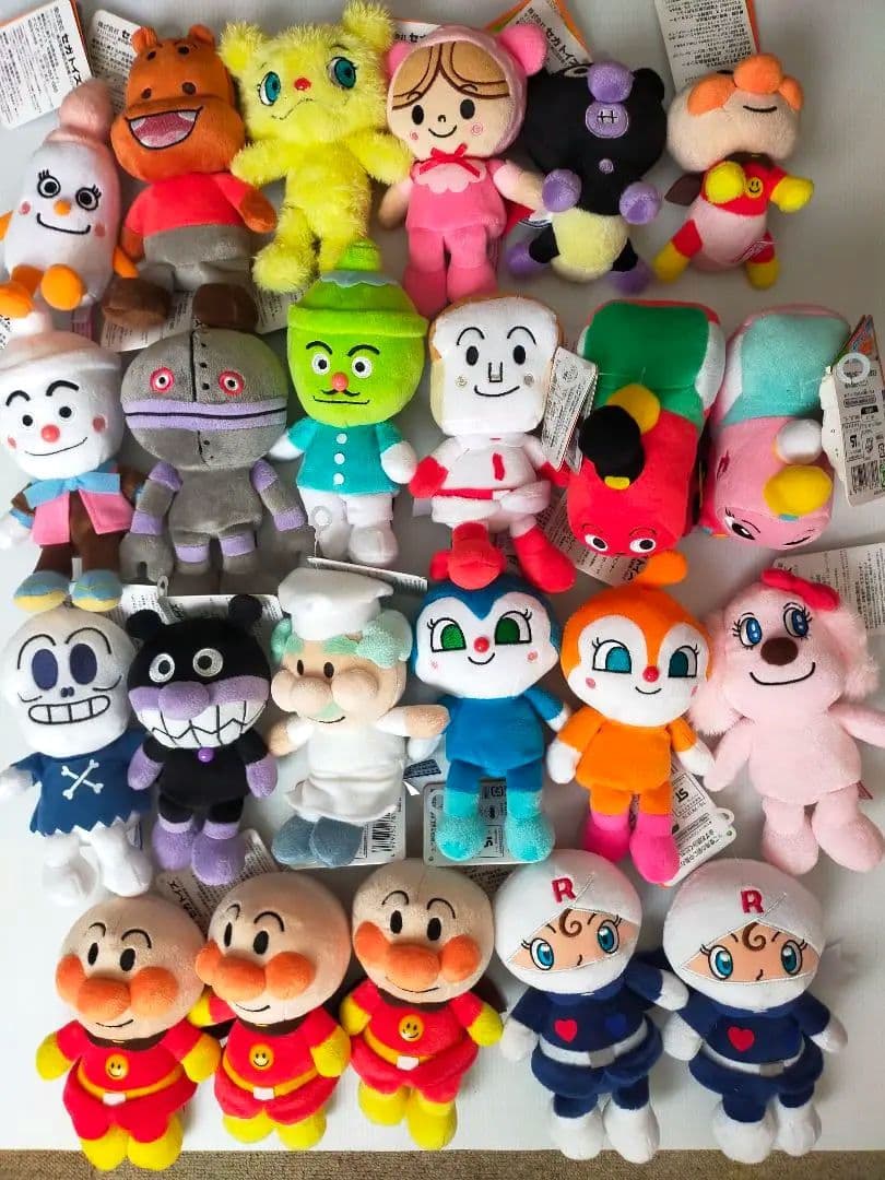 アンパンマン プリちぃビーンズ ぬいぐるみ23体 まとめ売り 未使用