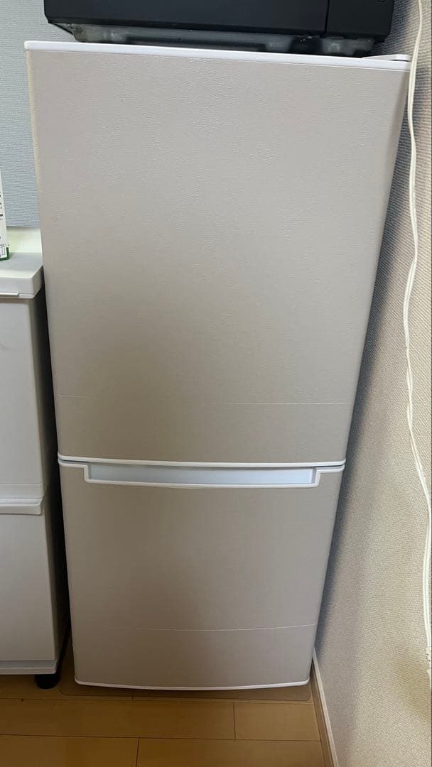 冷蔵庫106L [NTR-106] ニトリ、オーブンレンジがおける106Lの2ドア冷蔵庫を2万5千円で発売