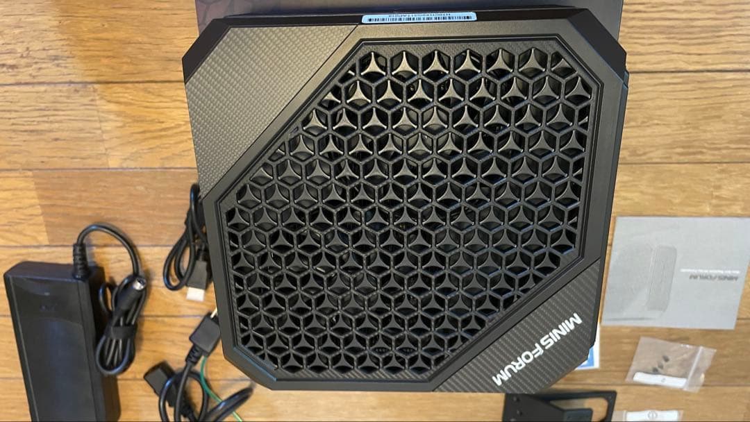 MINISFORUM HX90G R9/32GB/1TB/RX6600M 完備品 - メルカリ