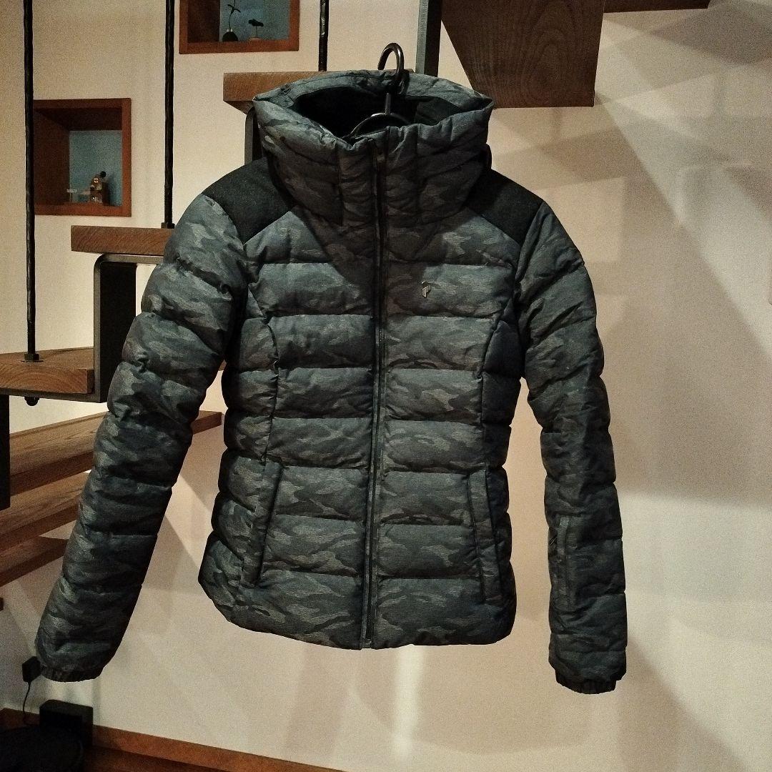 PeakPerformance　迷彩グレー スキー、スノーボードジャケット 686 シックスエイトシックス GORE-TEX FRAGMENT SHELL ユニセックス