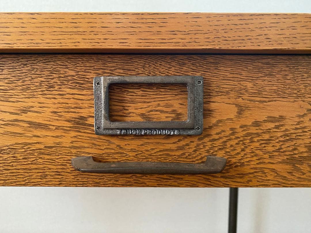 トラックファニチャーTRUCK FURNITURE SUTTO DESK