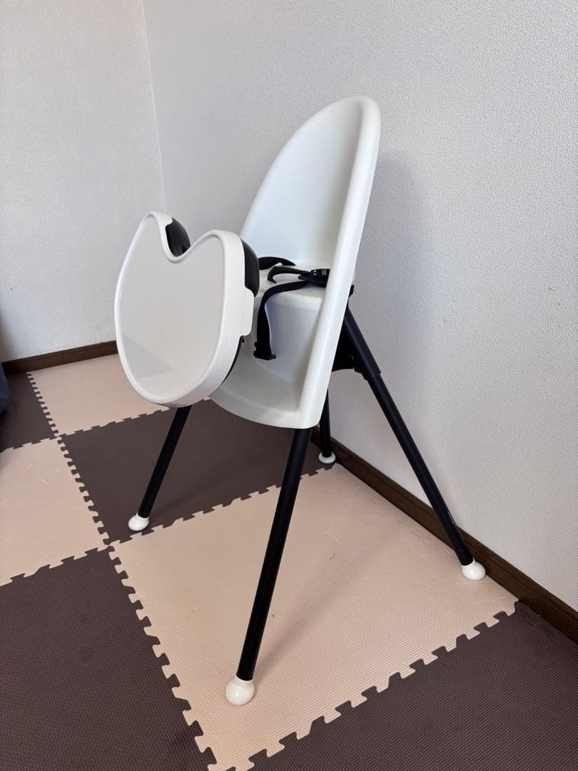 廃盤品]ベビービョルン ハイチェア - メルカリ