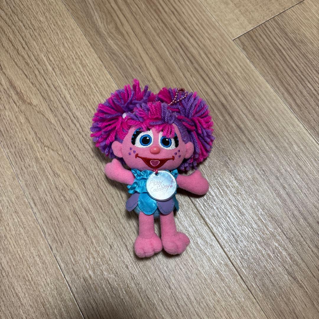 アビー・カダビー キーホルダー ユニバーサルスタジオジャパン - メルカリ