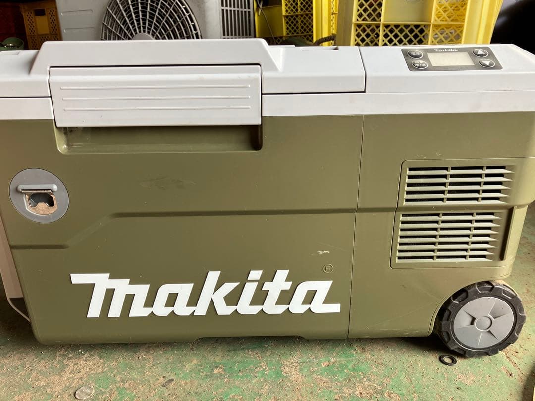 Makita ポータブル冷温庫 マキタ初、冷凍と冷蔵を同時にできるポータブル冷温庫 - 家電 Watch