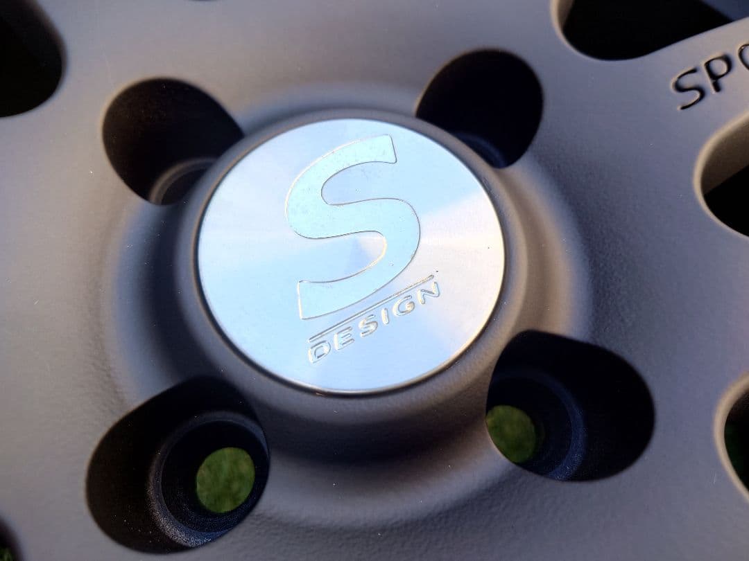 送料込み スポーツテクニック 4H-100 15インチ 6.5J +38 軽カー