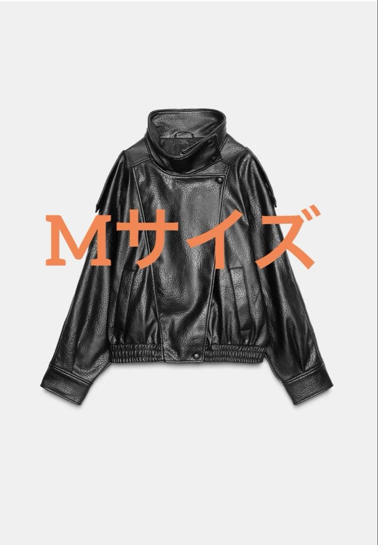 ZARA フェイクレザージャケット　Mサイズ　ブラック色　完売商品　タグ付き新品 タグ付き新品 ZARAのフェイクレザージャケット Mサイズ ブラック色