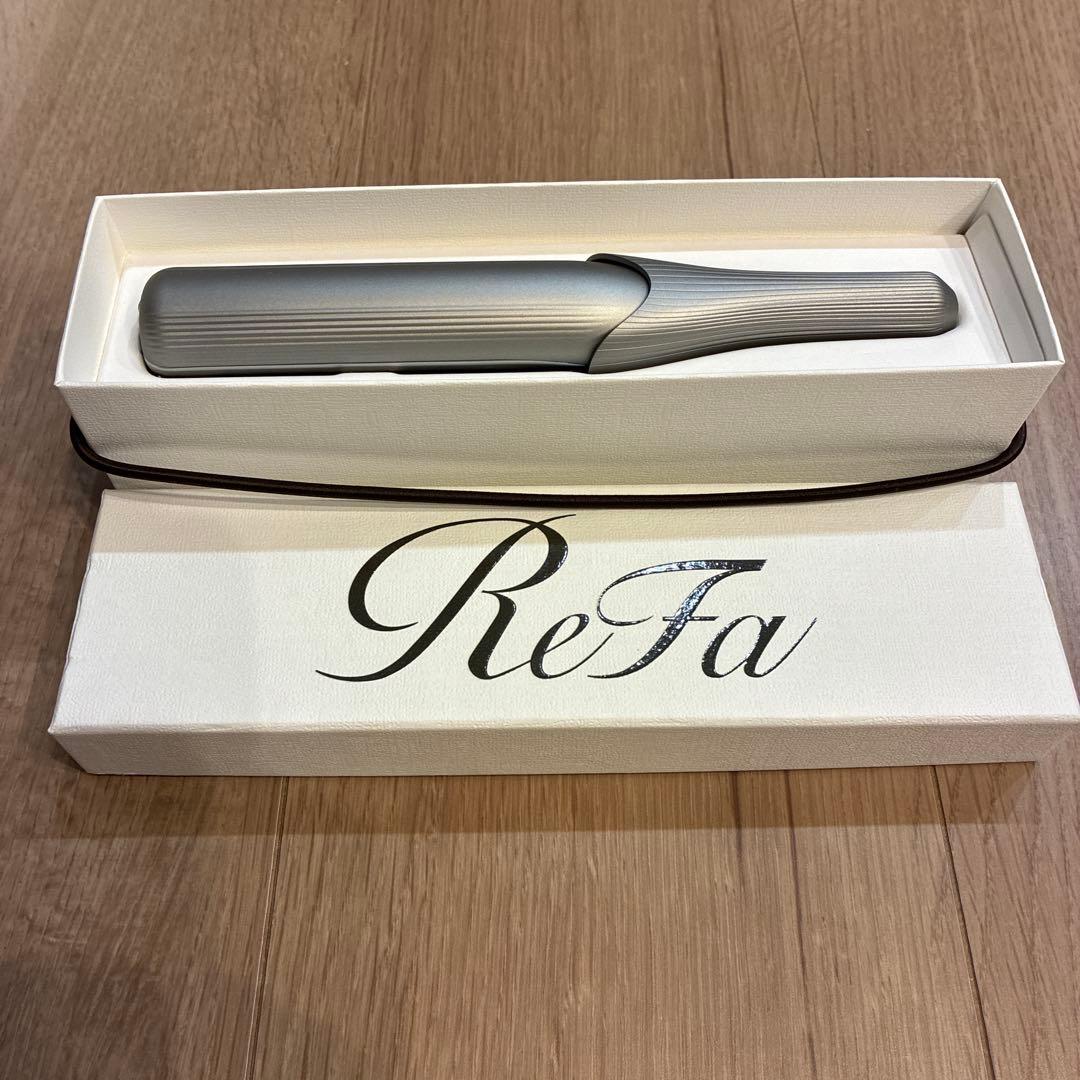 toshi　ReFa ストレートヘアアイロン 未使用 リファビューテック ストレートアイロン | ヘアアイロン | ReFa