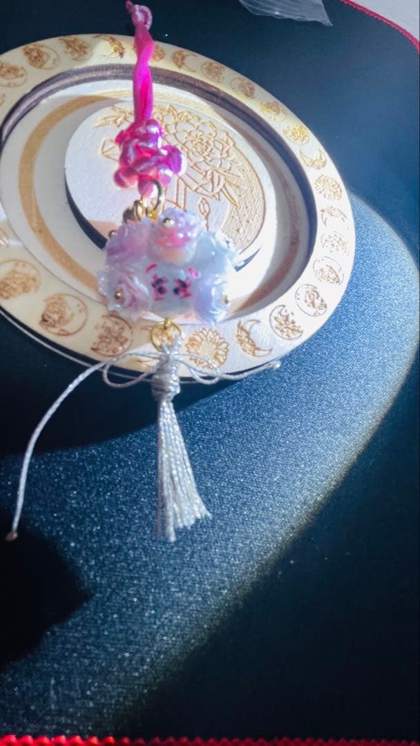 紫*音様 可愛い幸せストラップ⭐️銀糸 小鈴付き 小さな夢の始まりに、 触ったみたい そういうことです