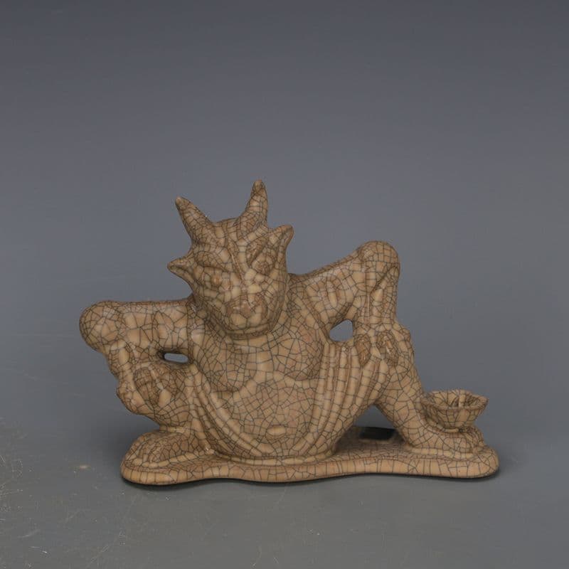 哥窯金糸鉄線神獣熊尊  置物  工芸品  美術品 哥窯金糸鉄線神獣熊尊 置物 工芸品 美術品 - メルカリ