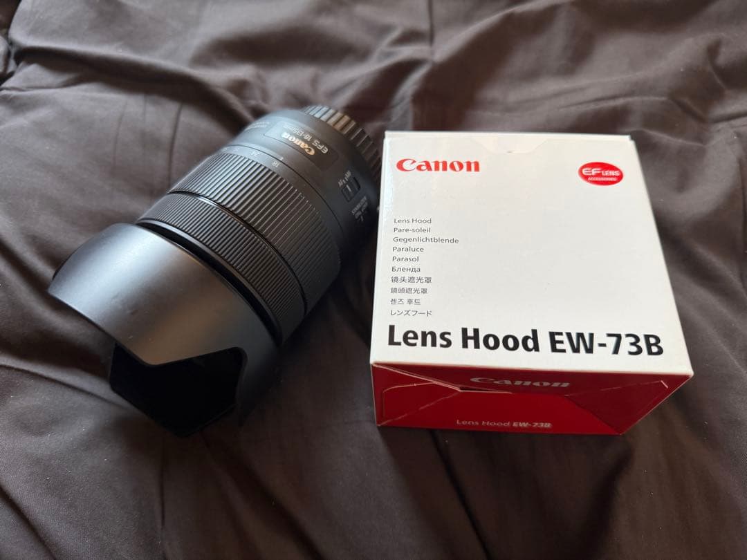 極美品！Canon EF-S 18-135mm レンズ + EW-73B Amazon.com : Canon EW-73B Lens Hood For 17-85mm f/4-5.6 IS EF-S