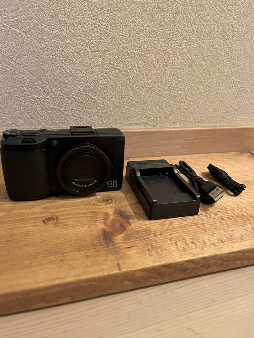 ■ 美品 ■《S数 70回》リコー　RICOH GR DIGITAL III