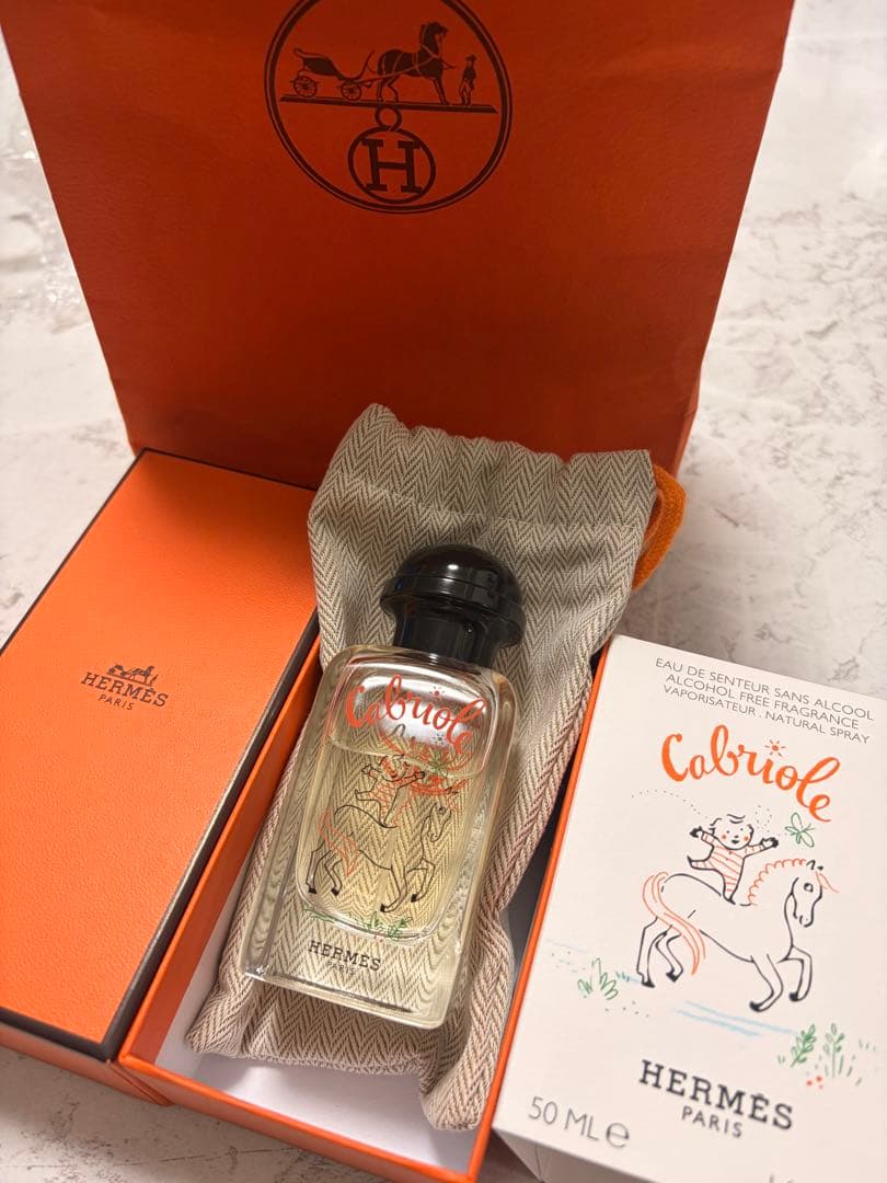 【HERMES】 ガブリオル 香水 Cabriole Eau de senteur - 1.69 fl.oz | Hermès USA