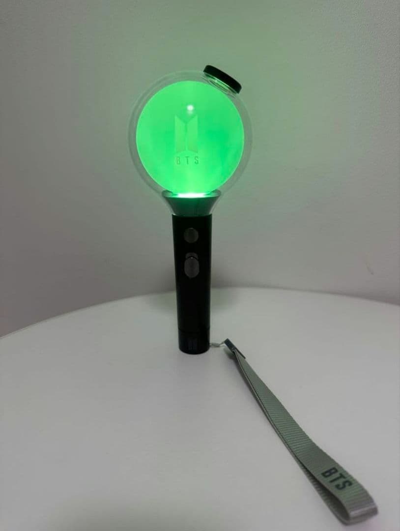 動作確認OK！！BTS アミボム ver.4 mos ペンライト - メルカリ