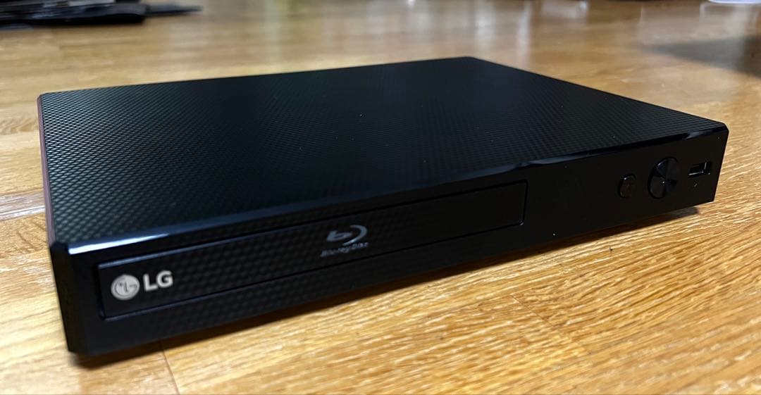 【新品・未使用】LG BP250 ブルーレイ/DVDプレーヤー 公式】幅27cmのコンパクトブルーレイ™DVDプレーヤー - BP250 | LG JP