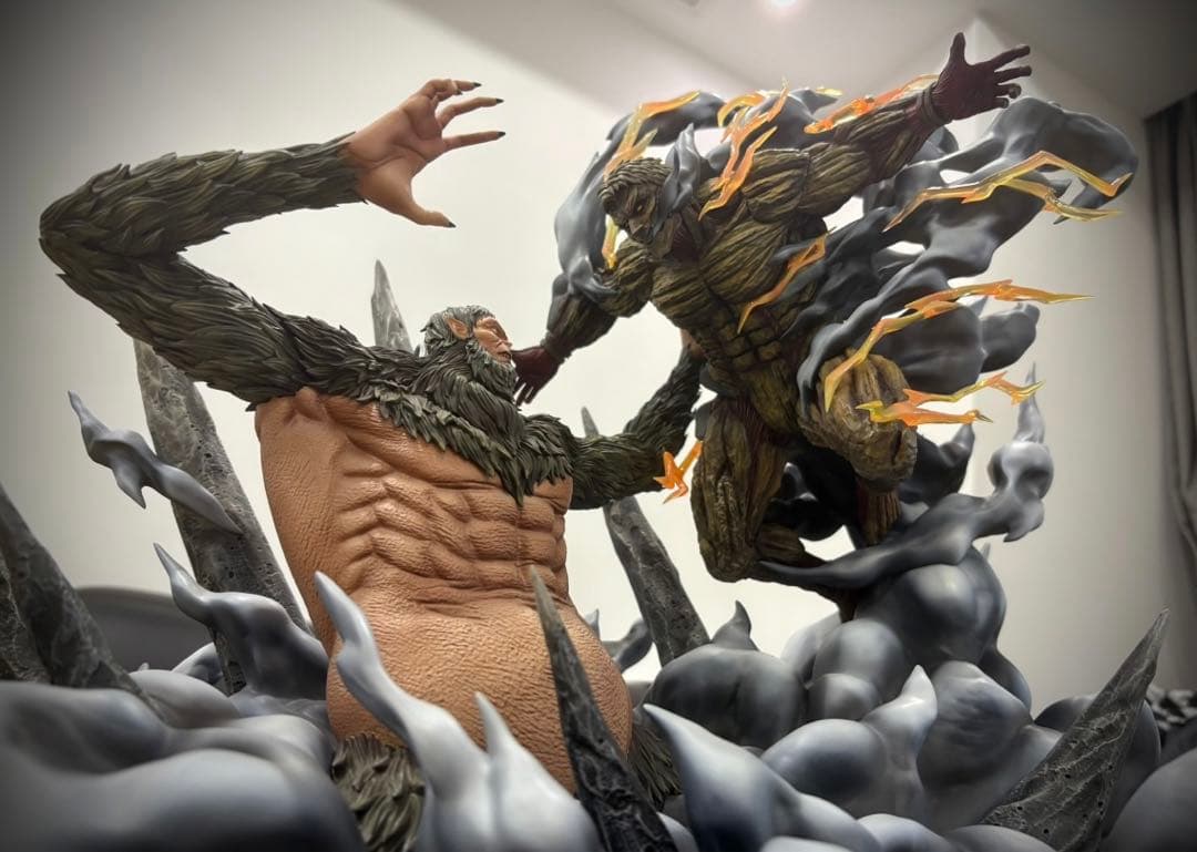 進撃の巨人 ライナー・ブラウン ジーク·イェーガー フィギュア