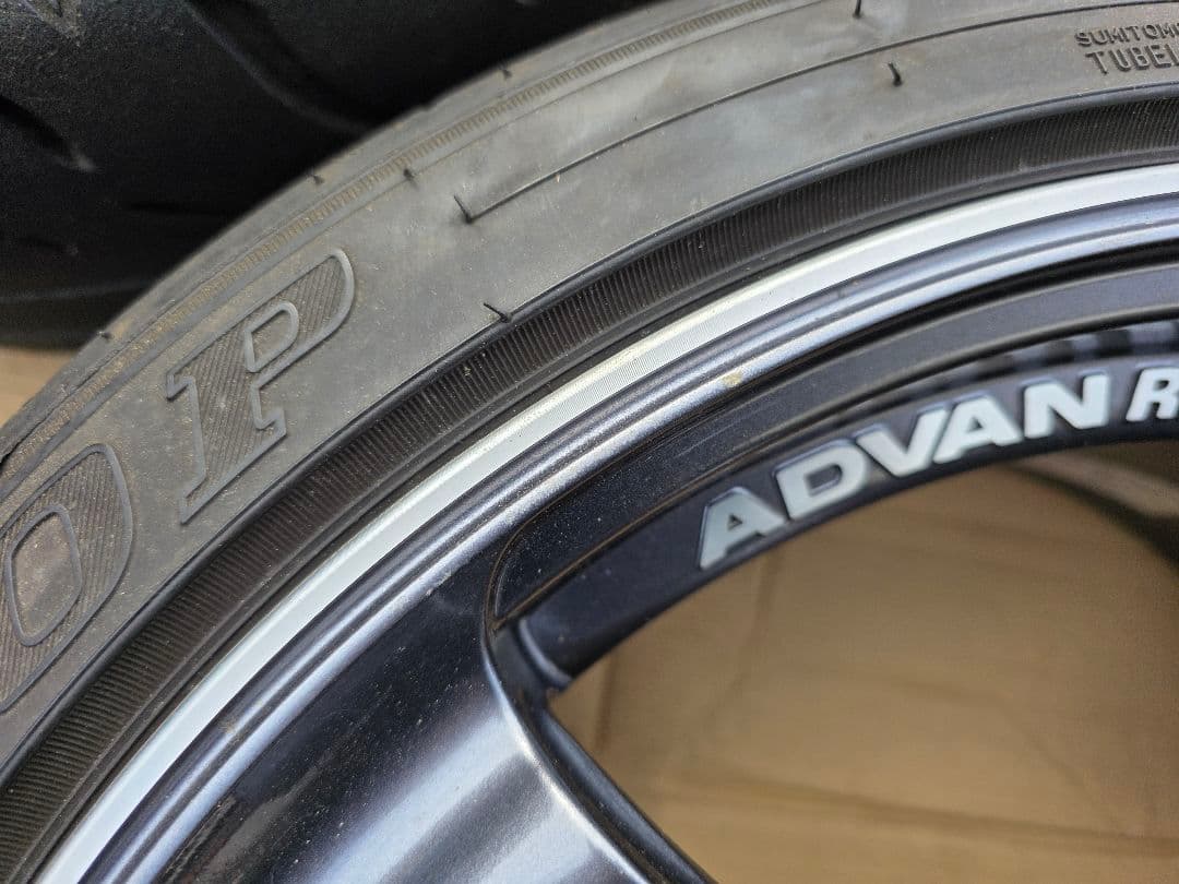 ADVAN TC-4 18インチ 9.5J +45 PCD100 5H