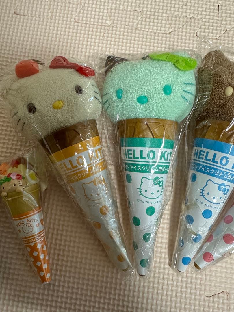 ハローキティ ぬいぐるみアイスクリームコーン 7個セット - メルカリ