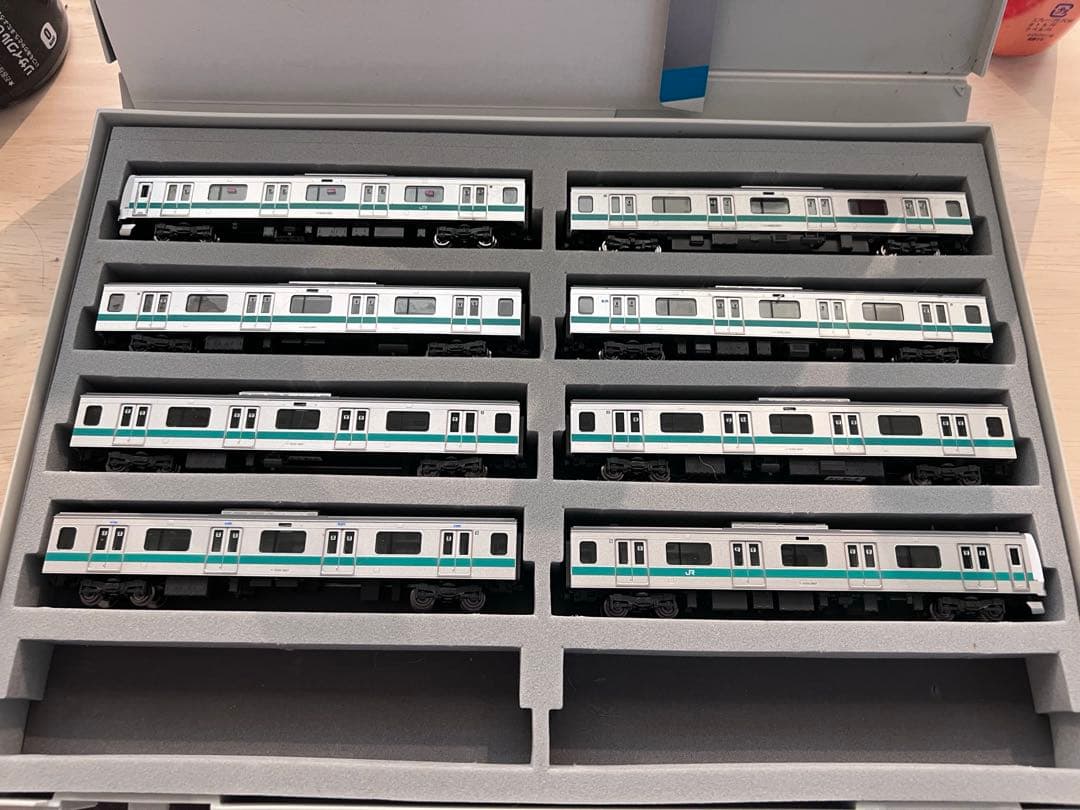 TOMIX 92571 E233系2000番台　8両　ジャンク TOMIX 92571 E233系2000番台 8両 ジャンク