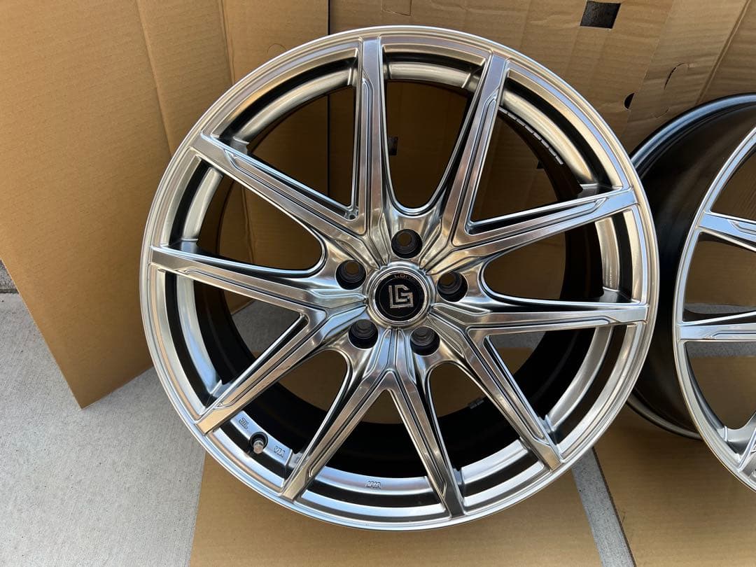 美品★鋳造FORGED★LONGINUS 19インチ 8.0J 40 114.3