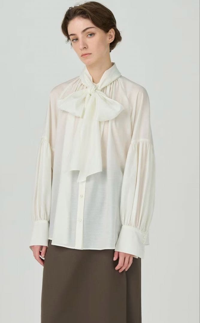 グレースコンチネンタルタイ付ギャザーシャツ タイ付ギャザーシャツ / GRACE CONTINENTAL | GRACE CONTINENTAL