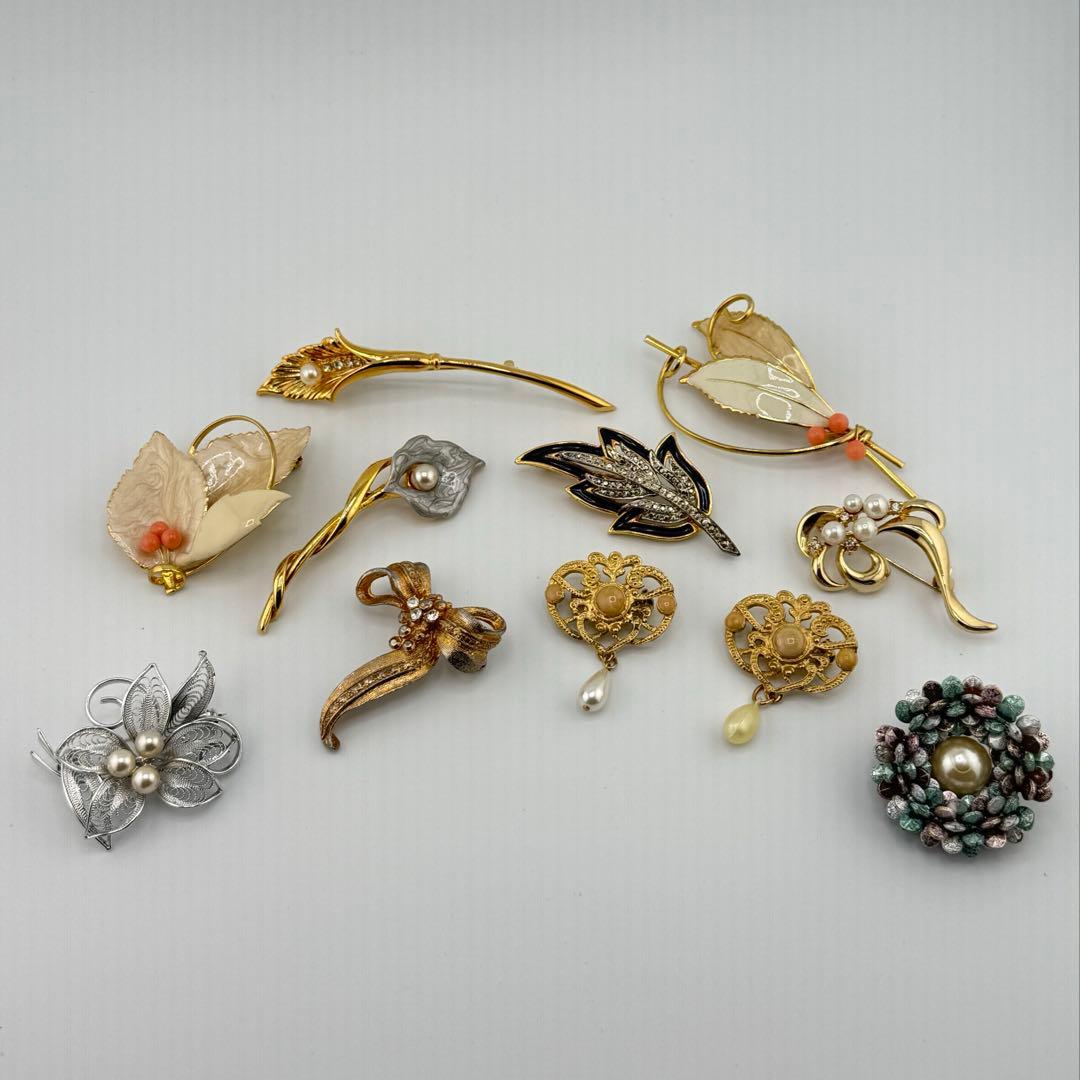 ヴィンテージ ブローチセット - メルカリ