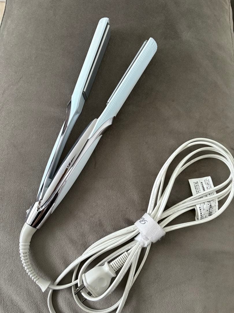 【完動品】【美品】ReFa STRAIGHTIRON PRO RE-AT-02A 国内正規品】リファ ストレートアイロン プロ ホワイト RE-AT-02A 白